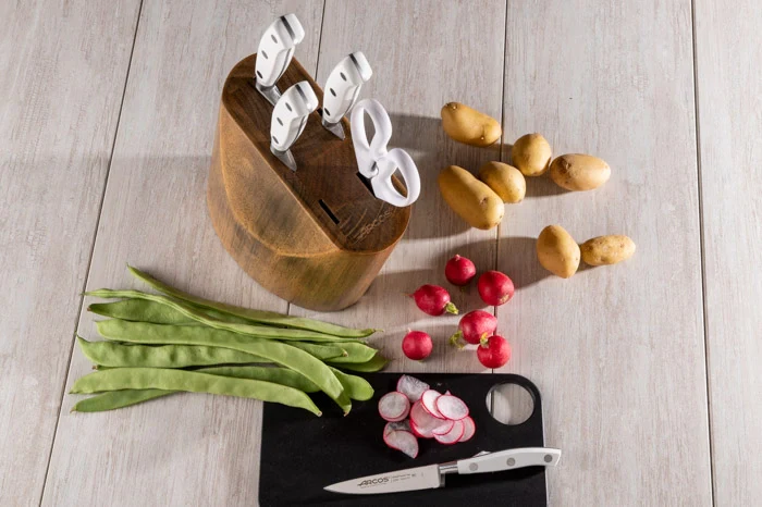 Juego Cocina 4 pzas. Serie Riviera Blanc + Tijeras + Taco  Madera - Image 2