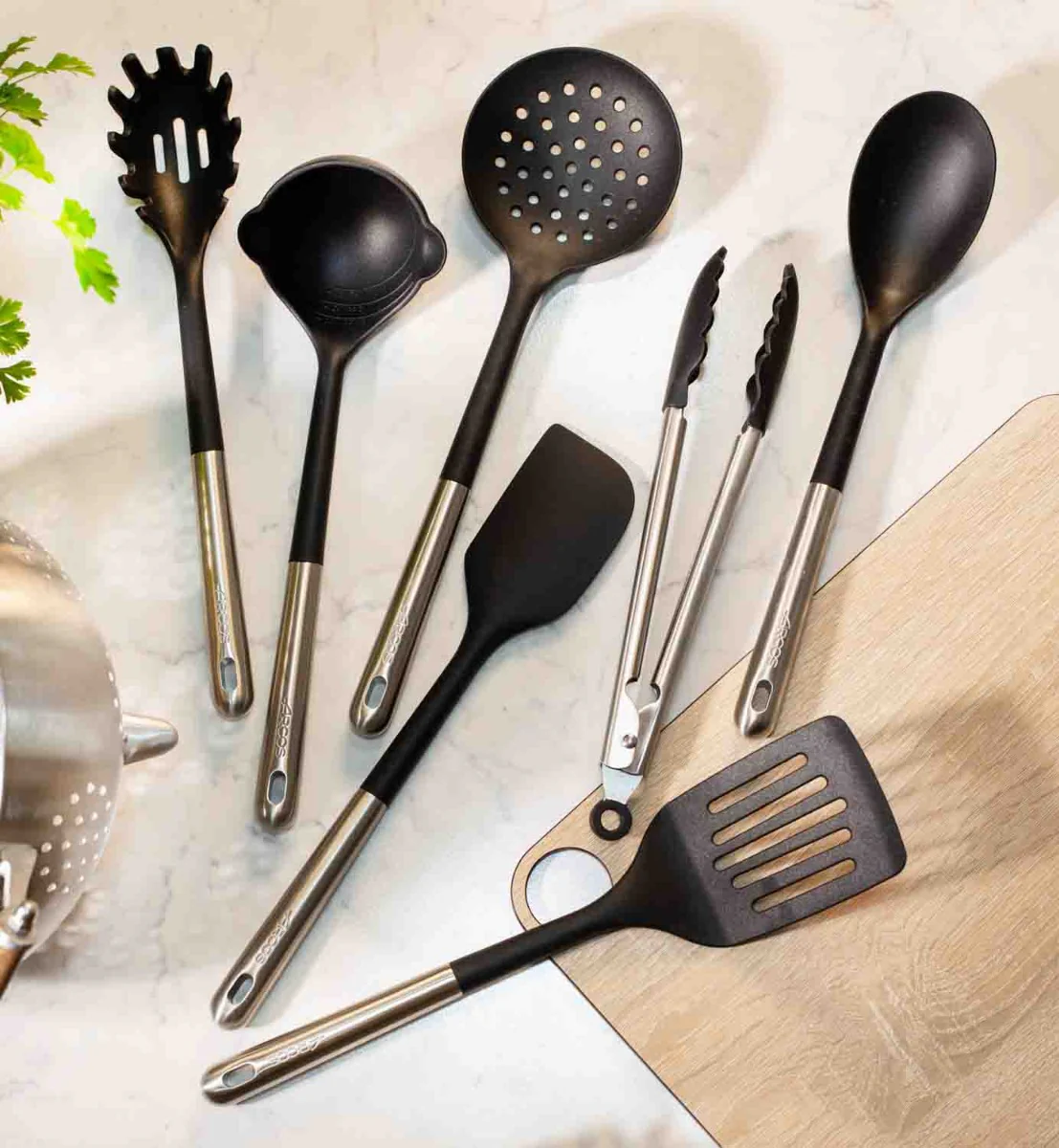 Set completo de utensilios de cocina en acero inox y silicona
